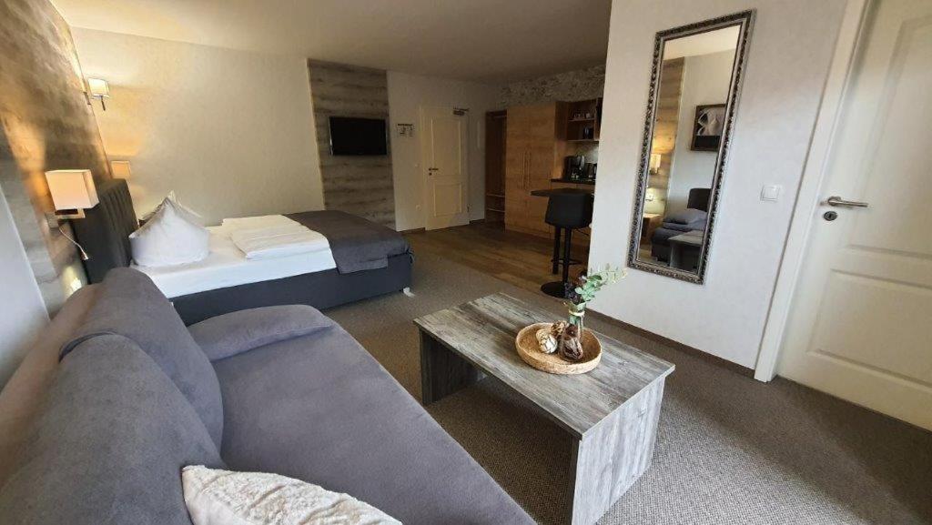 Spreewaldhof Romantik - Hotel Garni Neu Zauche Buitenkant foto