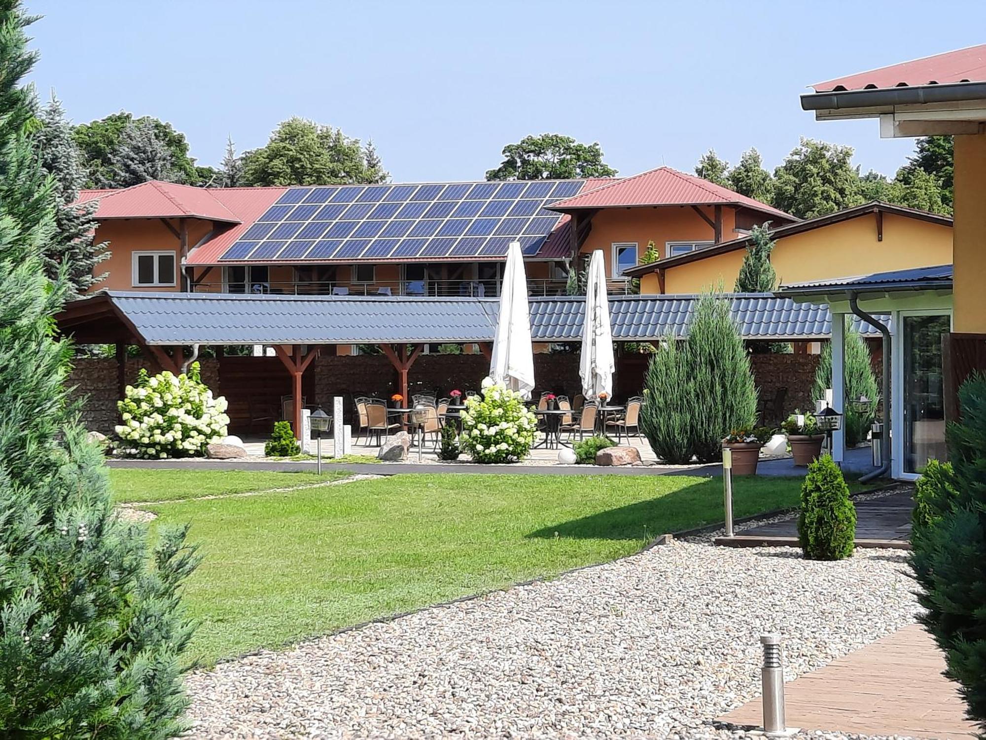Spreewaldhof Romantik - Hotel Garni Neu Zauche Buitenkant foto