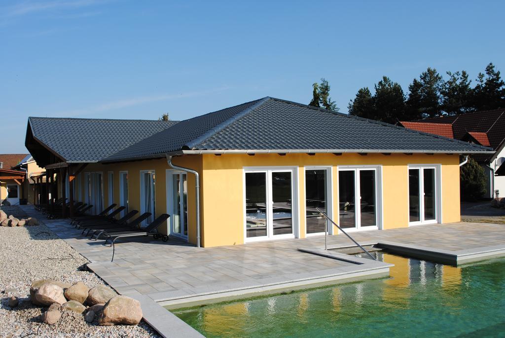 Spreewaldhof Romantik - Hotel Garni Neu Zauche Buitenkant foto